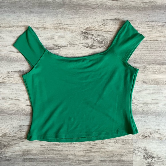 Maeve Off Shoulder Top - Picture 2 of 3